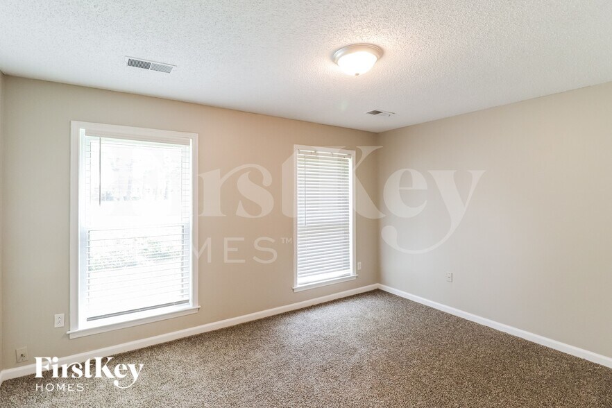 Building Photo - 3943 Kimberly Dawn Cove