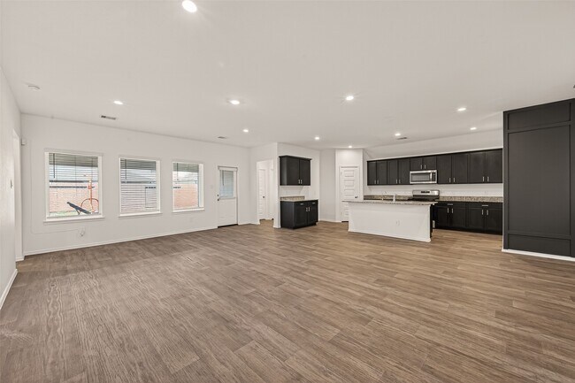 Building Photo - 4326 Blossom Vly Ln
