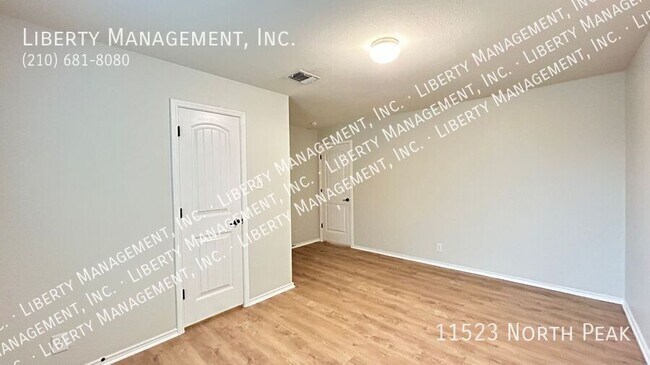 Building Photo - 11523 North Peak-