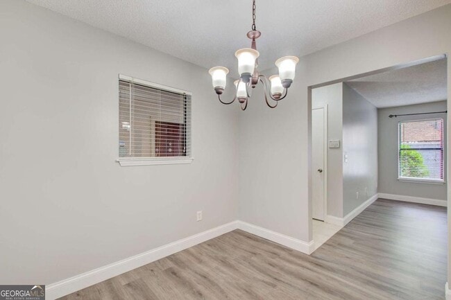 Building Photo - 1603 Huntingdon Chase