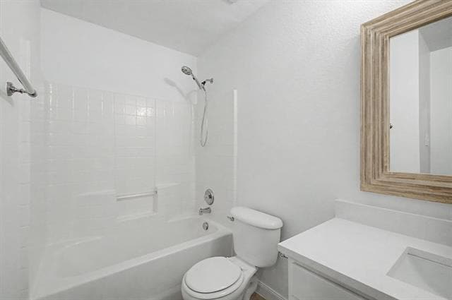 Building Photo - 6920 Willow Crest Dr