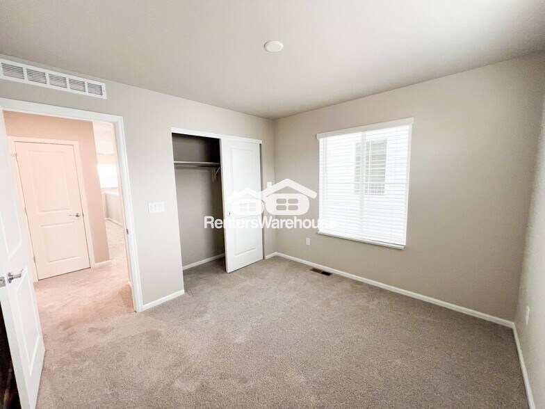 Building Photo - 8826 Yellowcress St