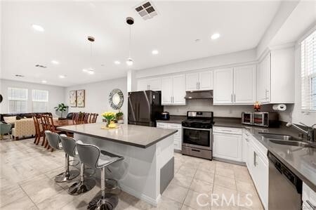 Building Photo - 6926 Cottonwood Ln