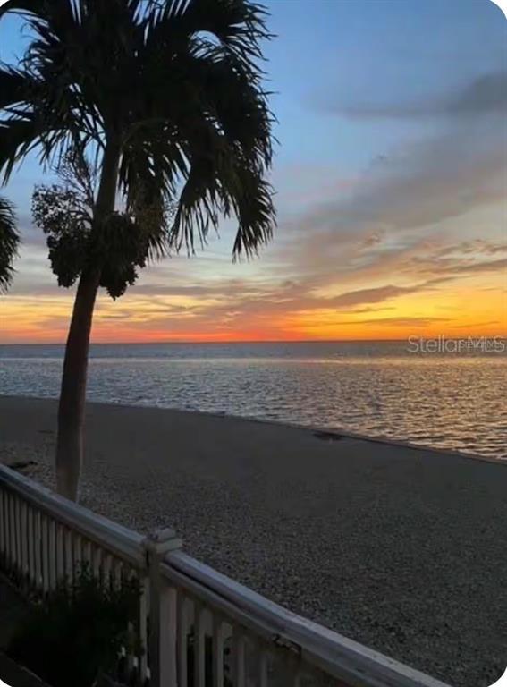 Building Photo - 5280 Coquina Key Dr SE