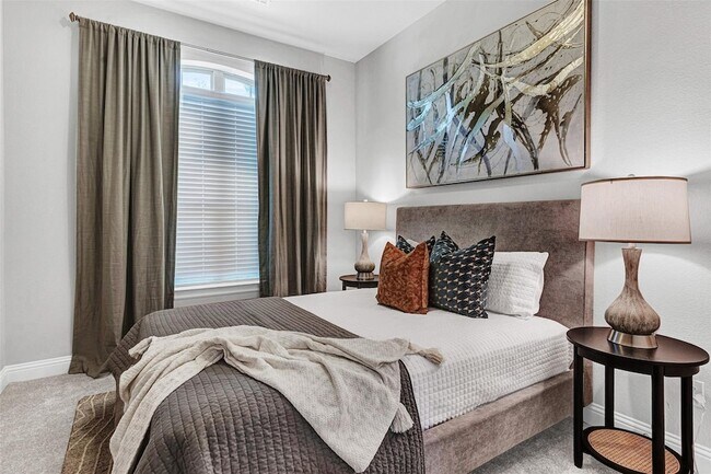 Building Photo - 3613 Gloucester Rd