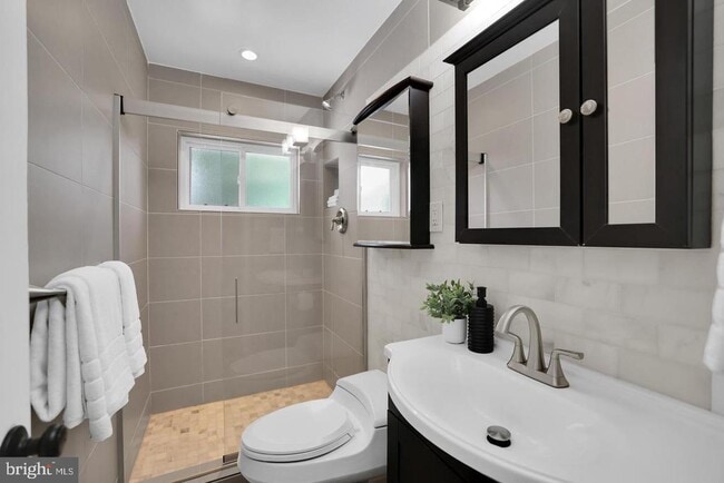 Building Photo - 6313 Tone Dr