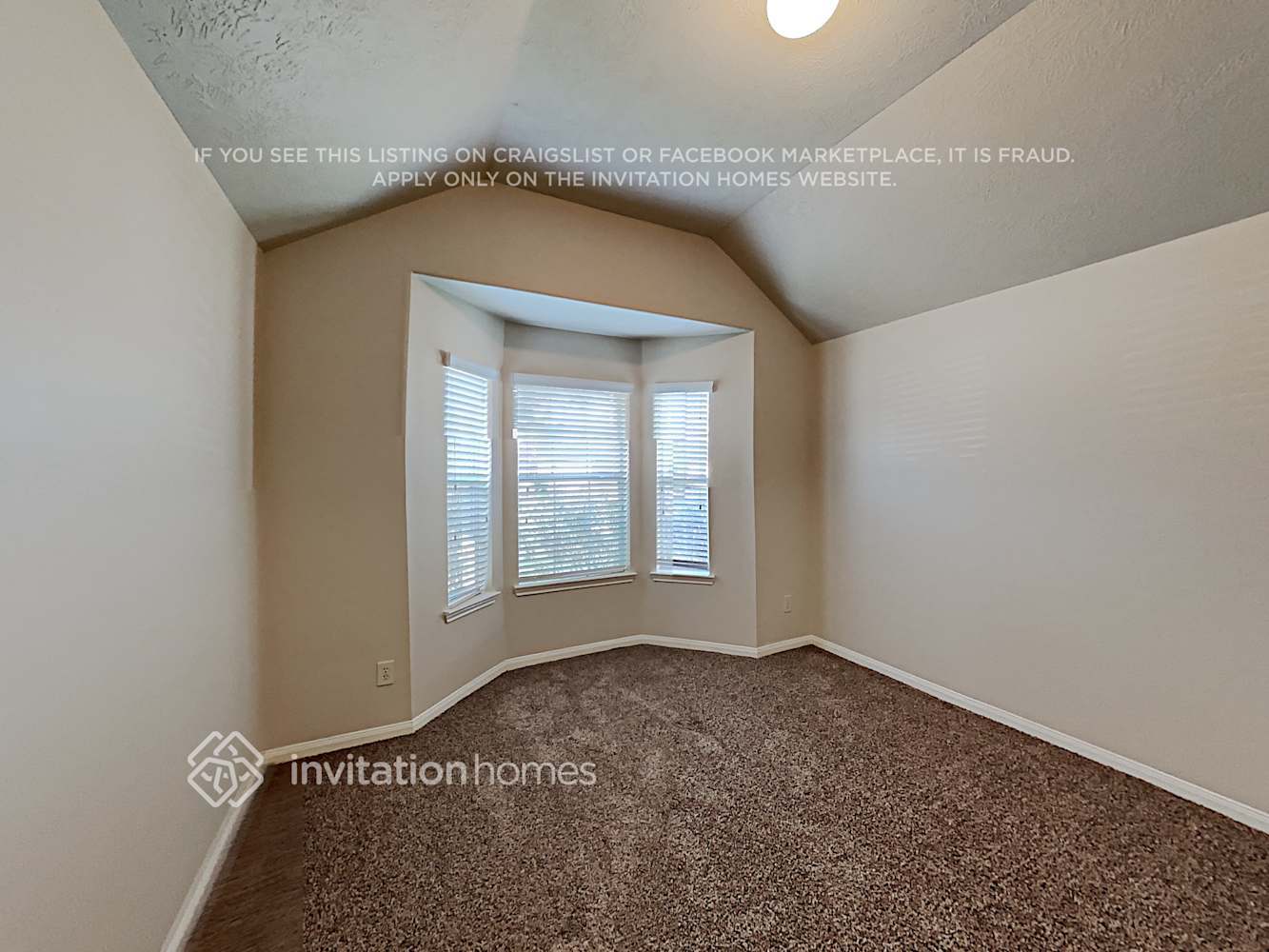 Building Photo - 30 Mira Loma Dr