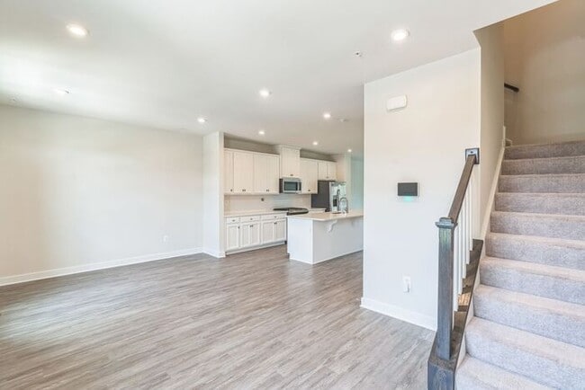 Building Photo - 16705 Tortola Dr