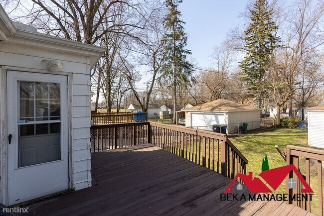Building Photo - 2 br, 1 bath House - 18235 Brady