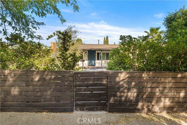Building Photo - 6512 Coldwater Canyon Ave