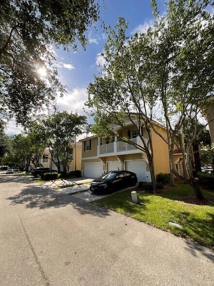 Building Photo - 4808 W Bexley Park Dr