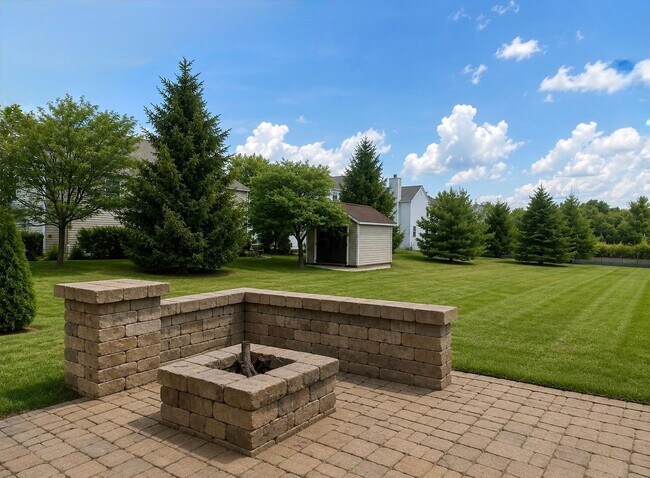 Building Photo - 3946 Nordman Fir Dr