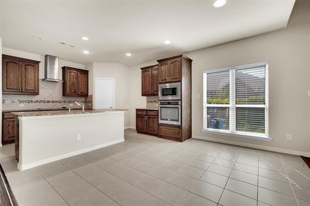 Building Photo - 926 Melshire Dr