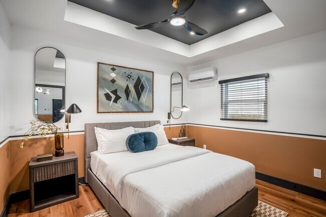 Building Photo - 5512 Texas St