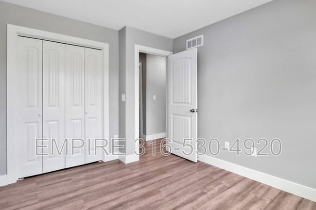 Building Photo - 4653 E 45th St N