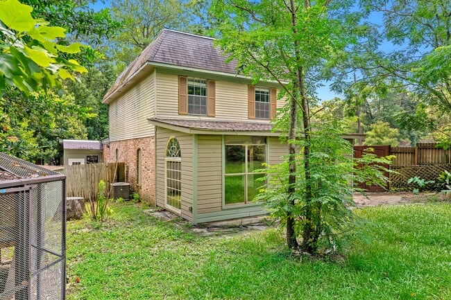 Building Photo - 3532 Spring Hill Ave
