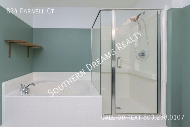 Building Photo - 834 Parnell Ct