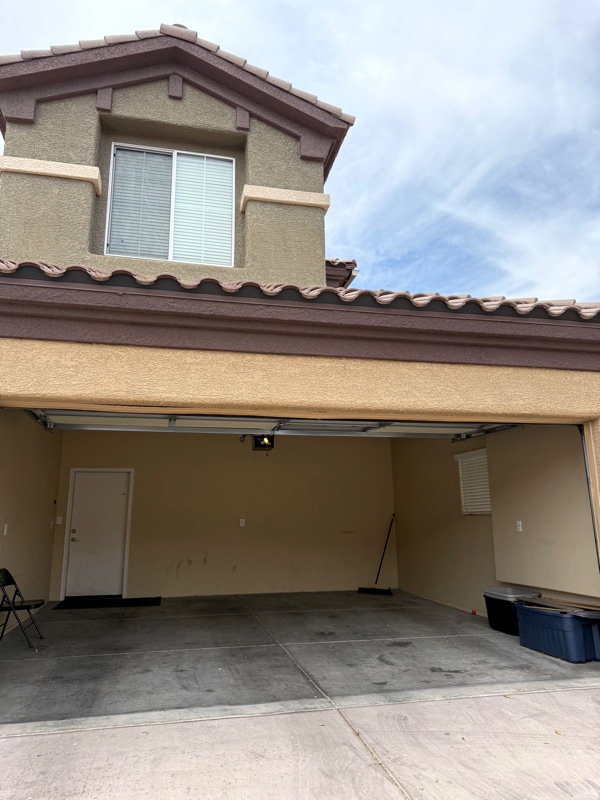 Building Photo - 6868 Sky Pointe Dr