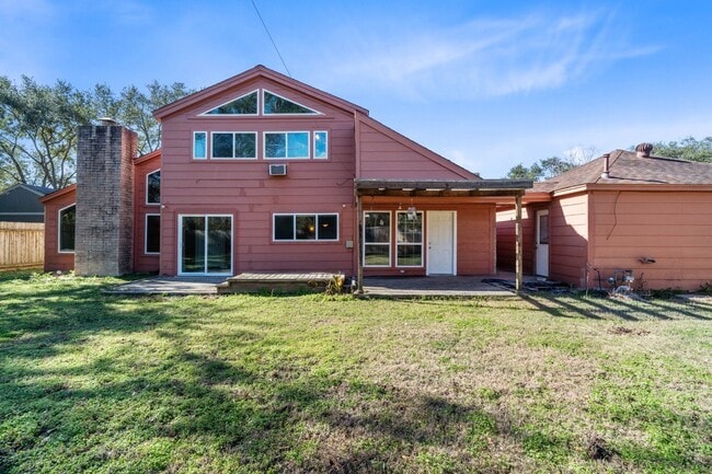 Building Photo - 4510 Hidden Springs Dr