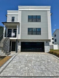 Building Photo - 937 Worth Ave