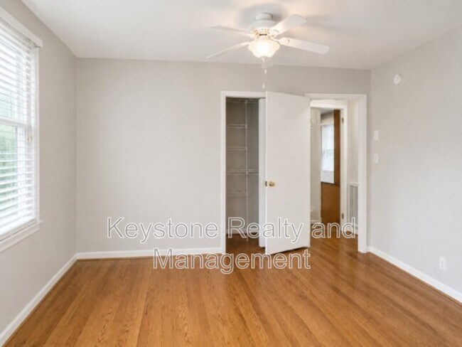 Building Photo - 2111 Fleming Rd