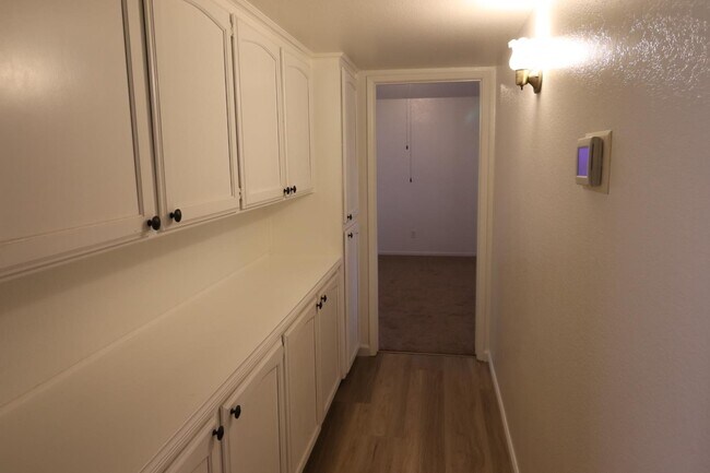 Building Photo - 9388 N Archie Ave