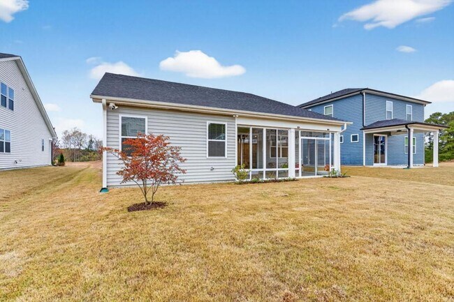 Building Photo - 163 Little Crk Dr