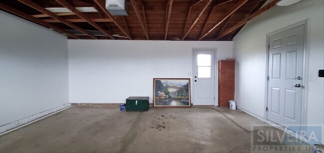 Building Photo - Four bedroom house available!