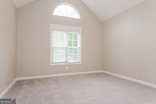 Building Photo - 998 Autumn Crest Ct