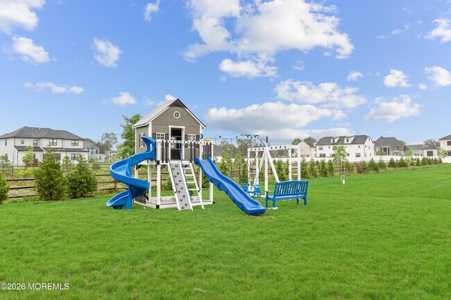 Building Photo - 1675 St Regis Ct