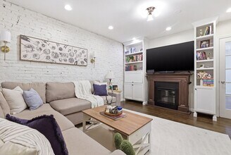 Building Photo - 245 W Fifth St