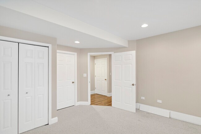 Building Photo - 426 Kingfisher Rd