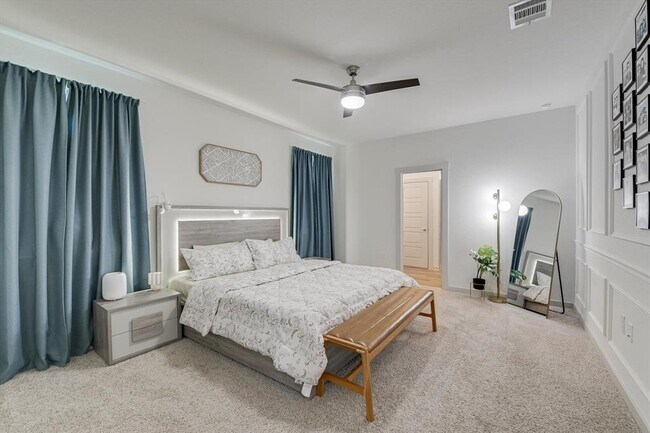 Building Photo - 14013 Zuhause Dr