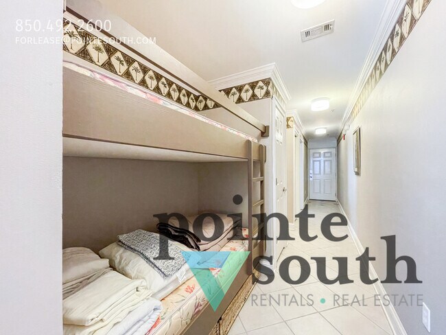 Building Photo - 13500 Sandy Key Dr