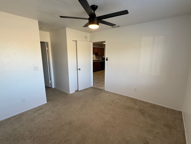 Building Photo - Shadow Mountain 2 Bd/2Ba Single-Level Townhome w/ Fireplace & Pool **$500 off 1st Month**