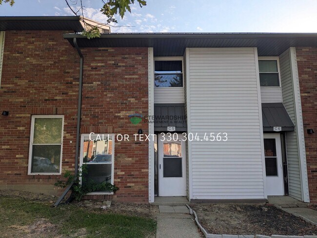 Building Photo - 235 Engadine Ct