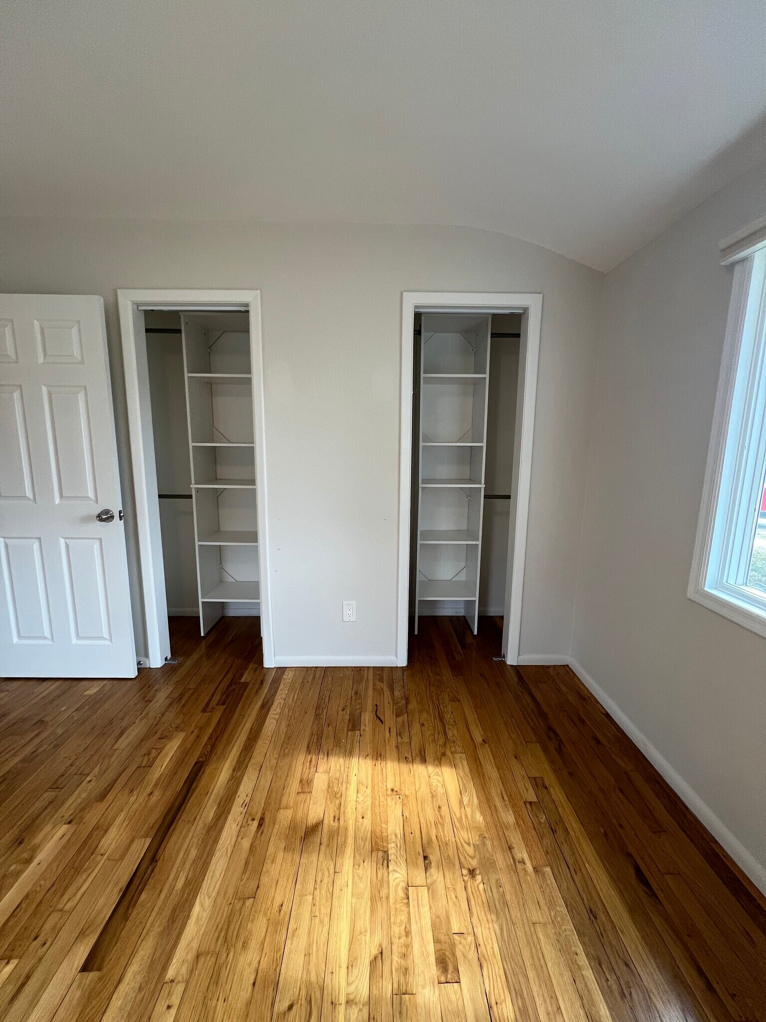 Building Photo - 169 S Plaisted Ave