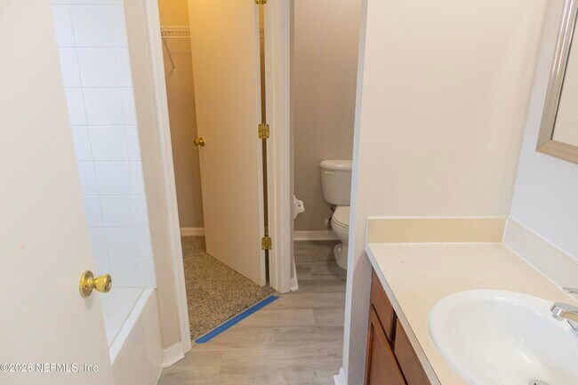 Building Photo - 258 Beech Brook St