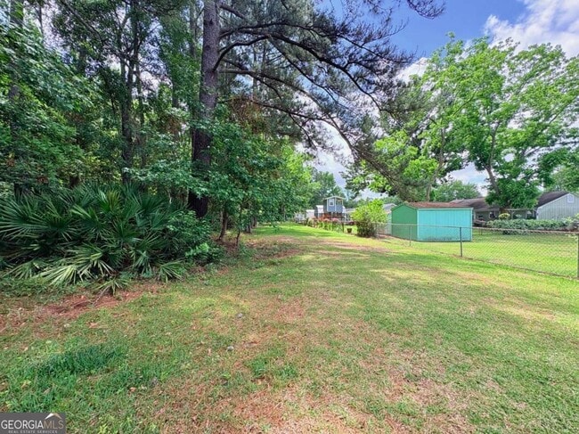Building Photo - 603 Plantation Village Dr