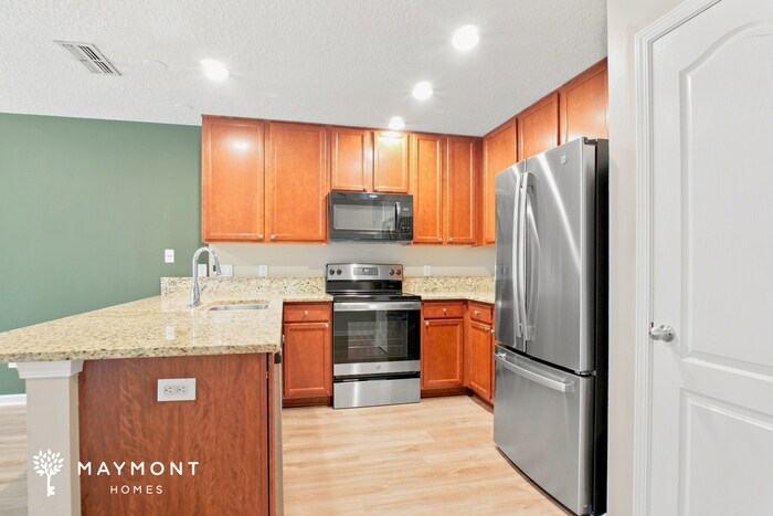 Building Photo - 438 Walnut Dr
