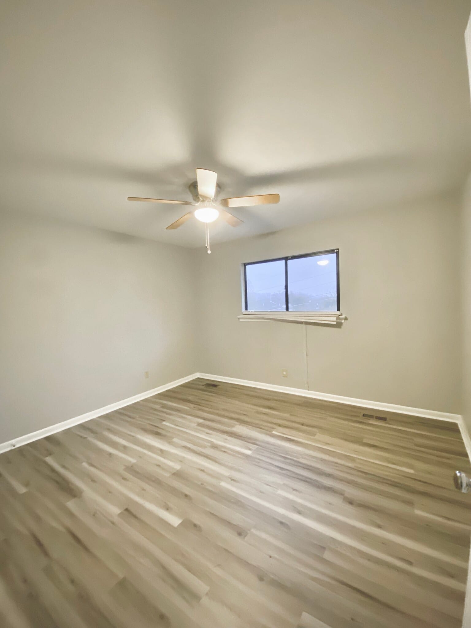 Large bedrooms - 9 Coburn Dr