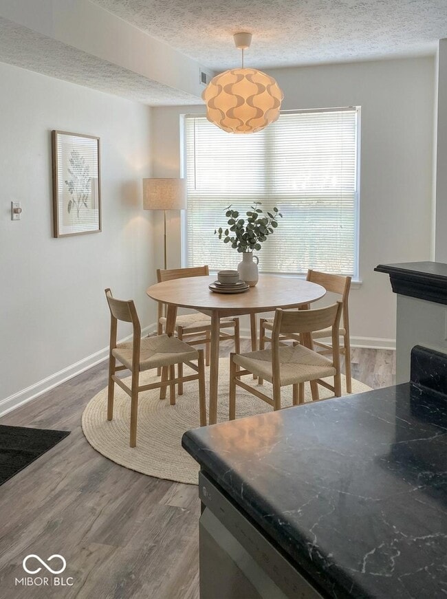 Building Photo - 9467 Wimbledon Ct