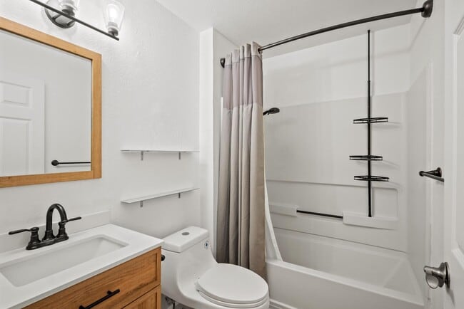 Building Photo - 1220 Mission Blvd