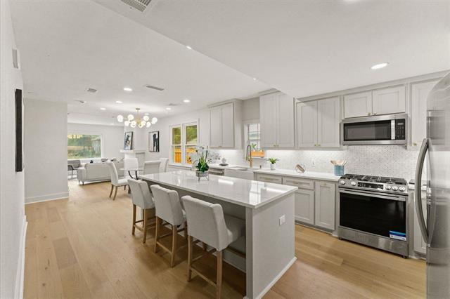 Building Photo - 814 Turner Ave