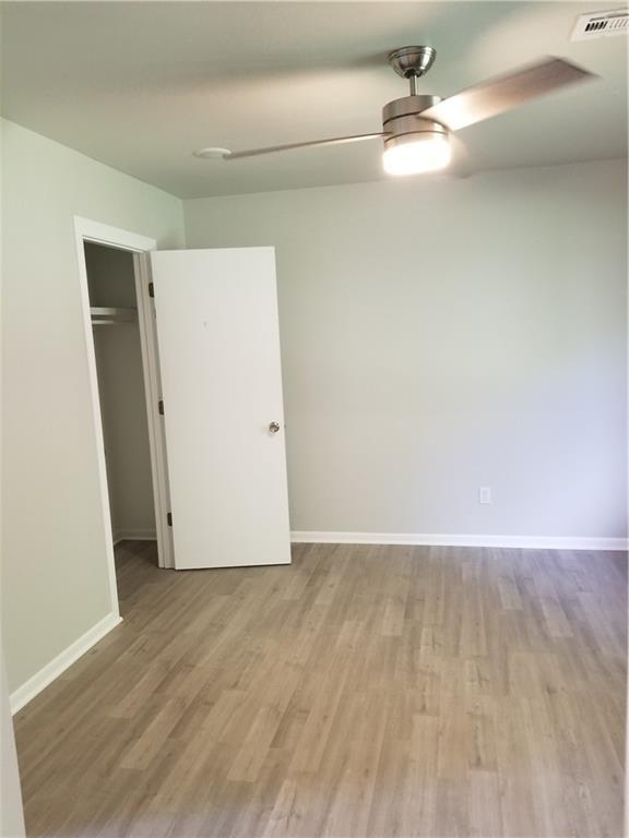 Building Photo - 805 SE G St