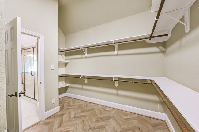 Building Photo - Offered by Precision Realty & Management, LLC!!