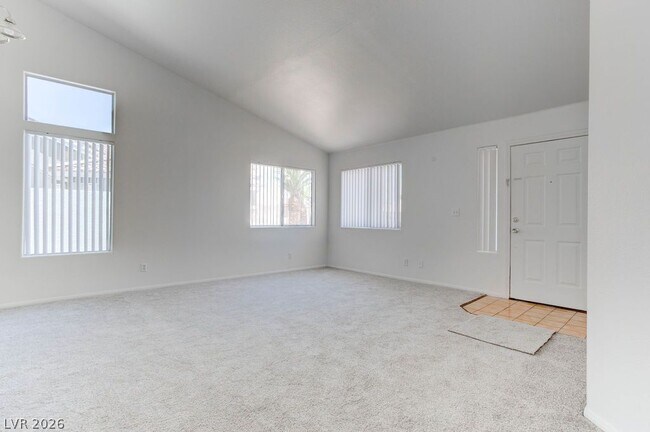 Building Photo - 4579 Canna Dr