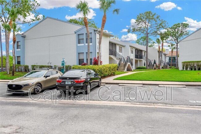 Building Photo - 1900 Pelican Landing Blvd