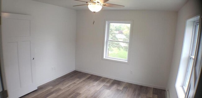 Building Photo - 1315 Butts Ave