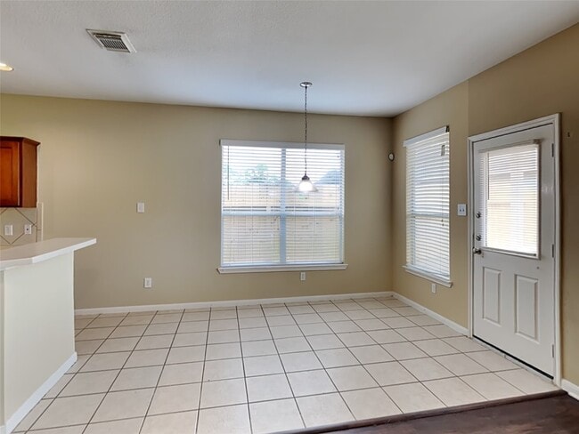 Building Photo - 15742 Flagstone Walk Way